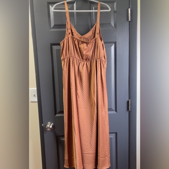 NWT Gold-Orange Slip Cami Dress w/ Lace Trim - Picture 4 of 5